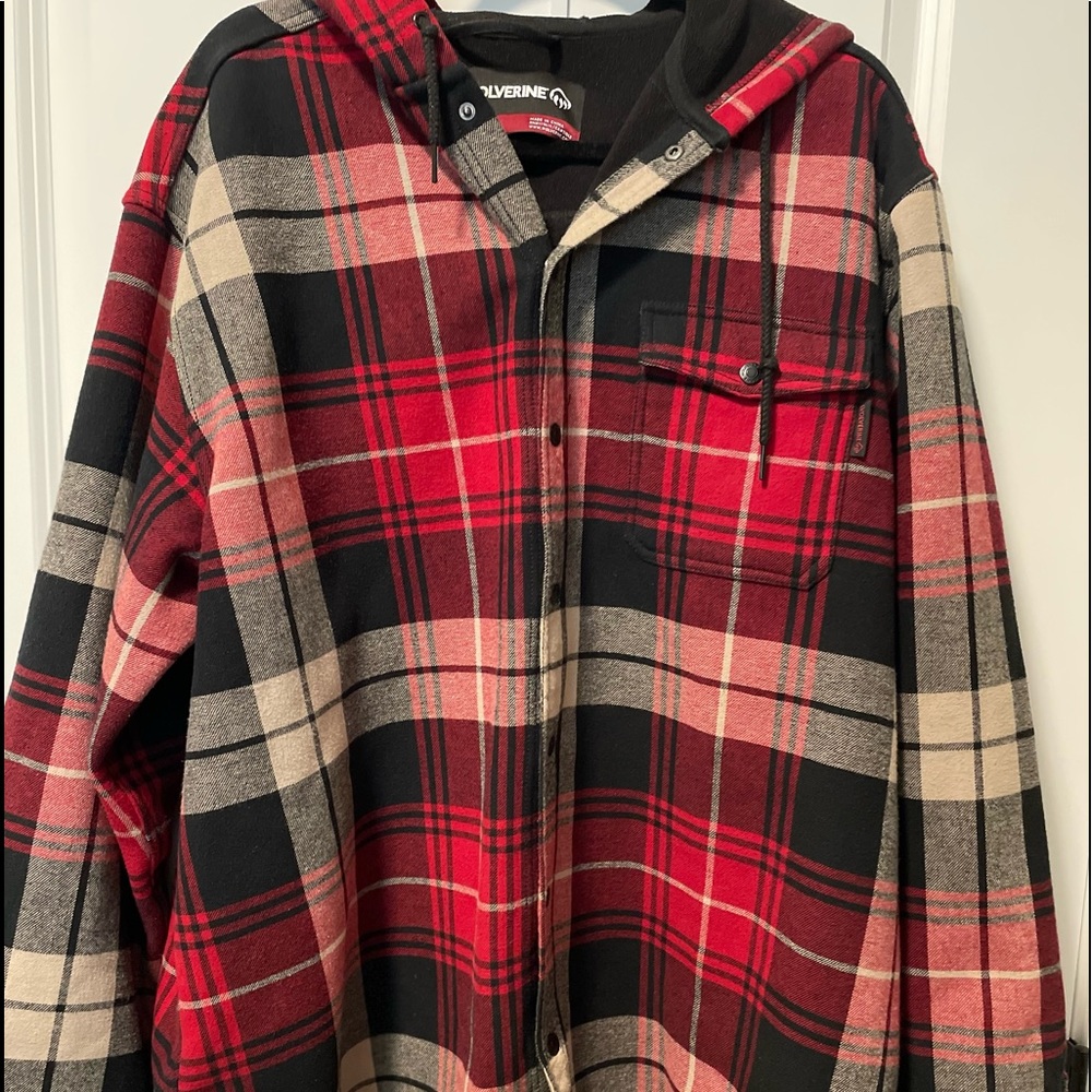 Nice flannel hooded jacket in great shape, red and black